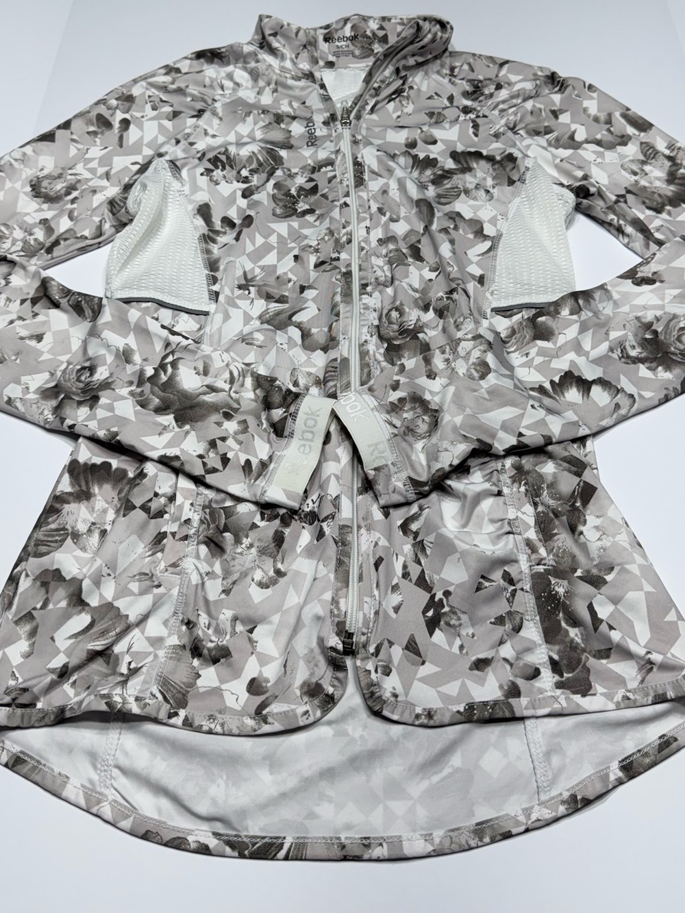Reebok Women’s Gray & White Geo-Print Zip Utility Jacket